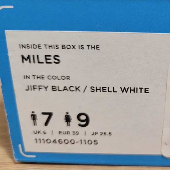 Native Shoes - Picture 7 of 7